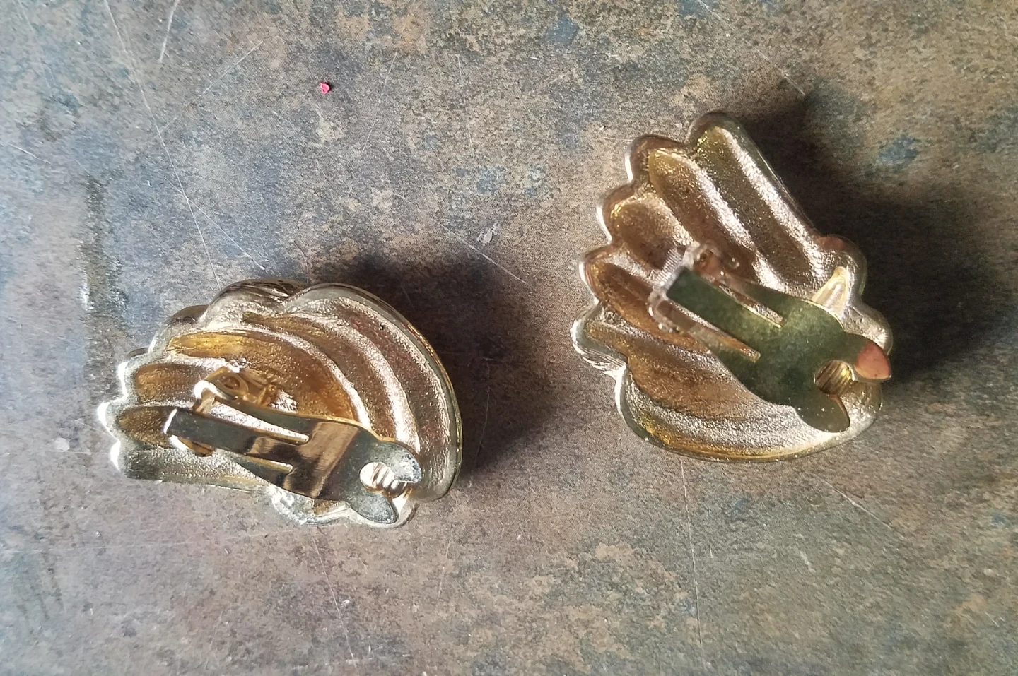 Vintage Antique Mid Century Gold Costume Clip On Earrings - photo 5