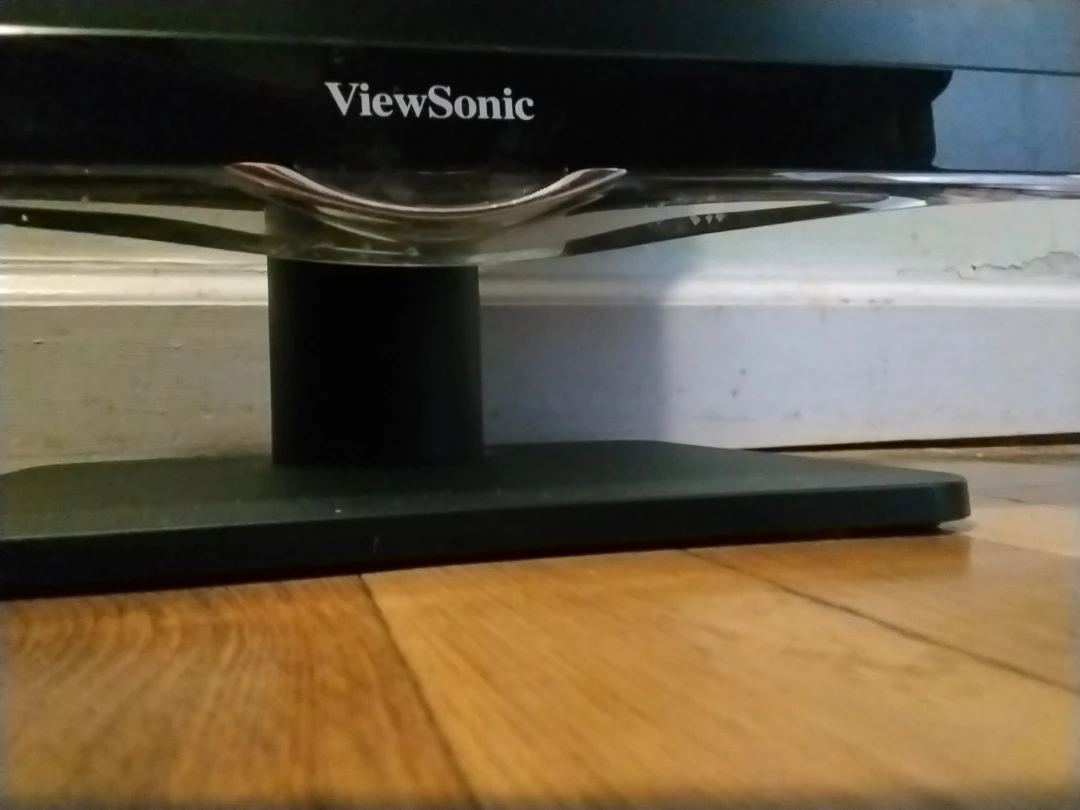 ViewSonic Computer Monitor - photo 3