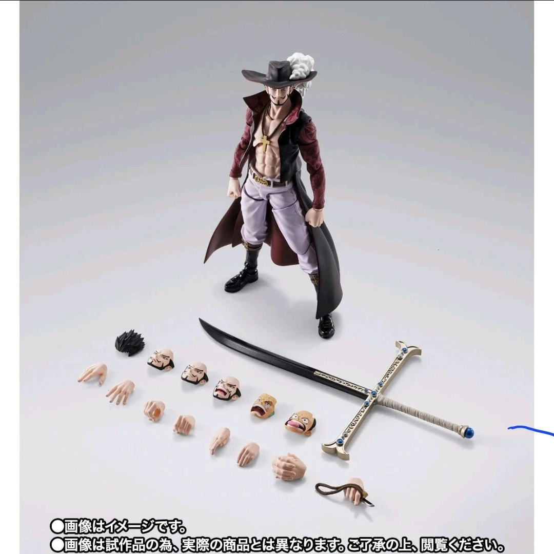 One Piece Dracule Mihawk SH Figuarts action figure - photo 2
