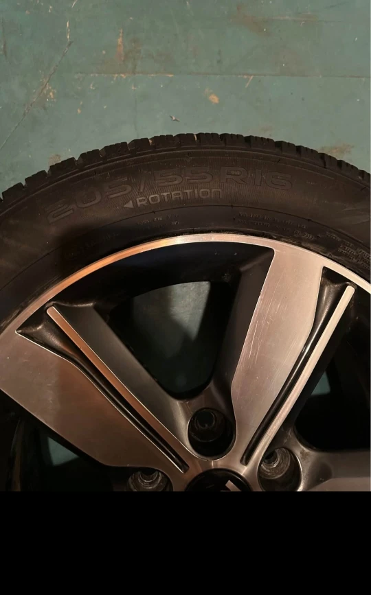 Kia Tire Set - 205/55R16 - photo 3