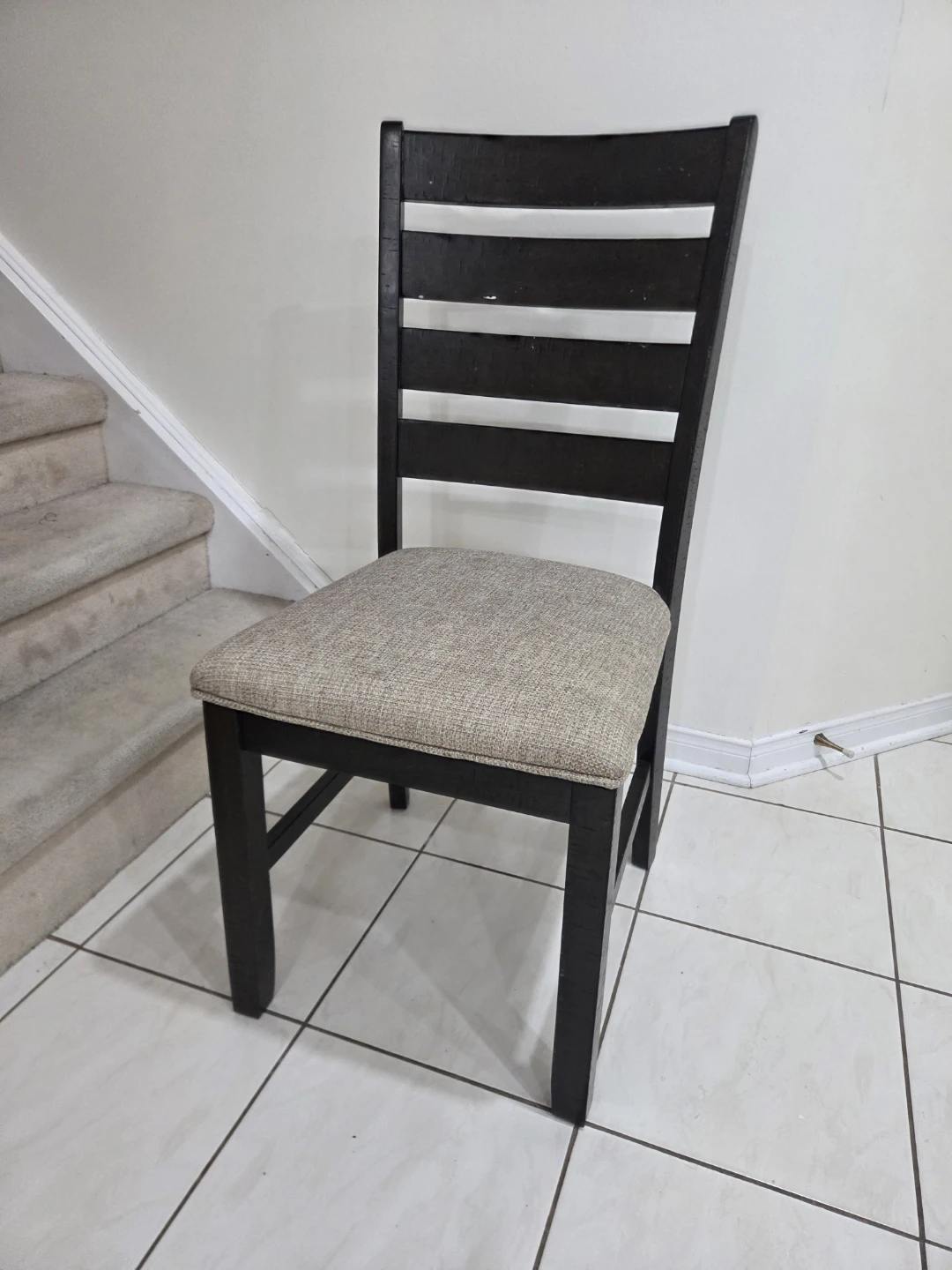 Dining Table with 8 chairs - Free - photo 3