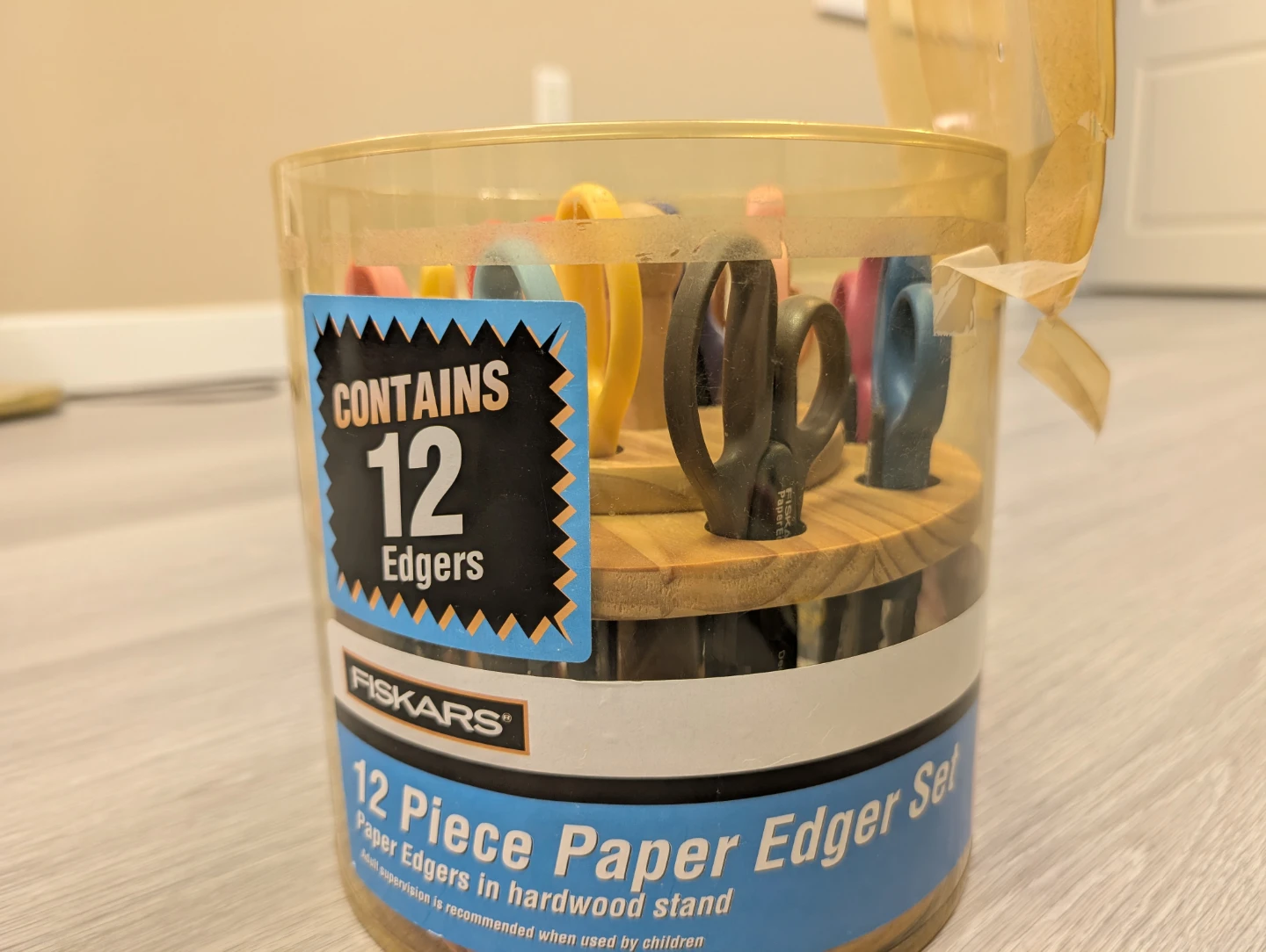 Fiskars 14 Piece Paper Edger Set
