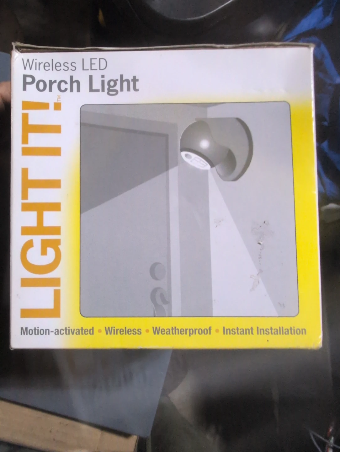 LIGHT IT! Wireless LED Porch Light - White - photo 3