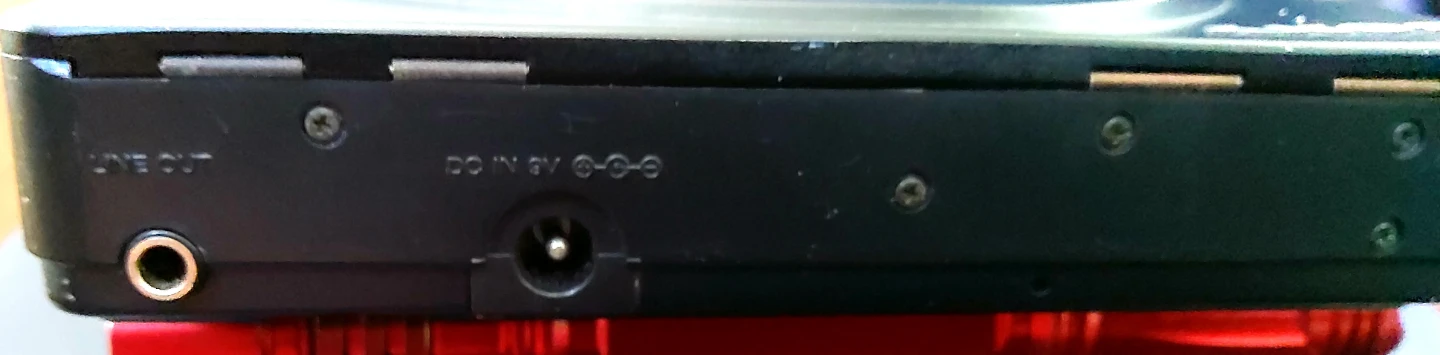 Sony Discman Portable CD Player D-99 RARE - photo 4