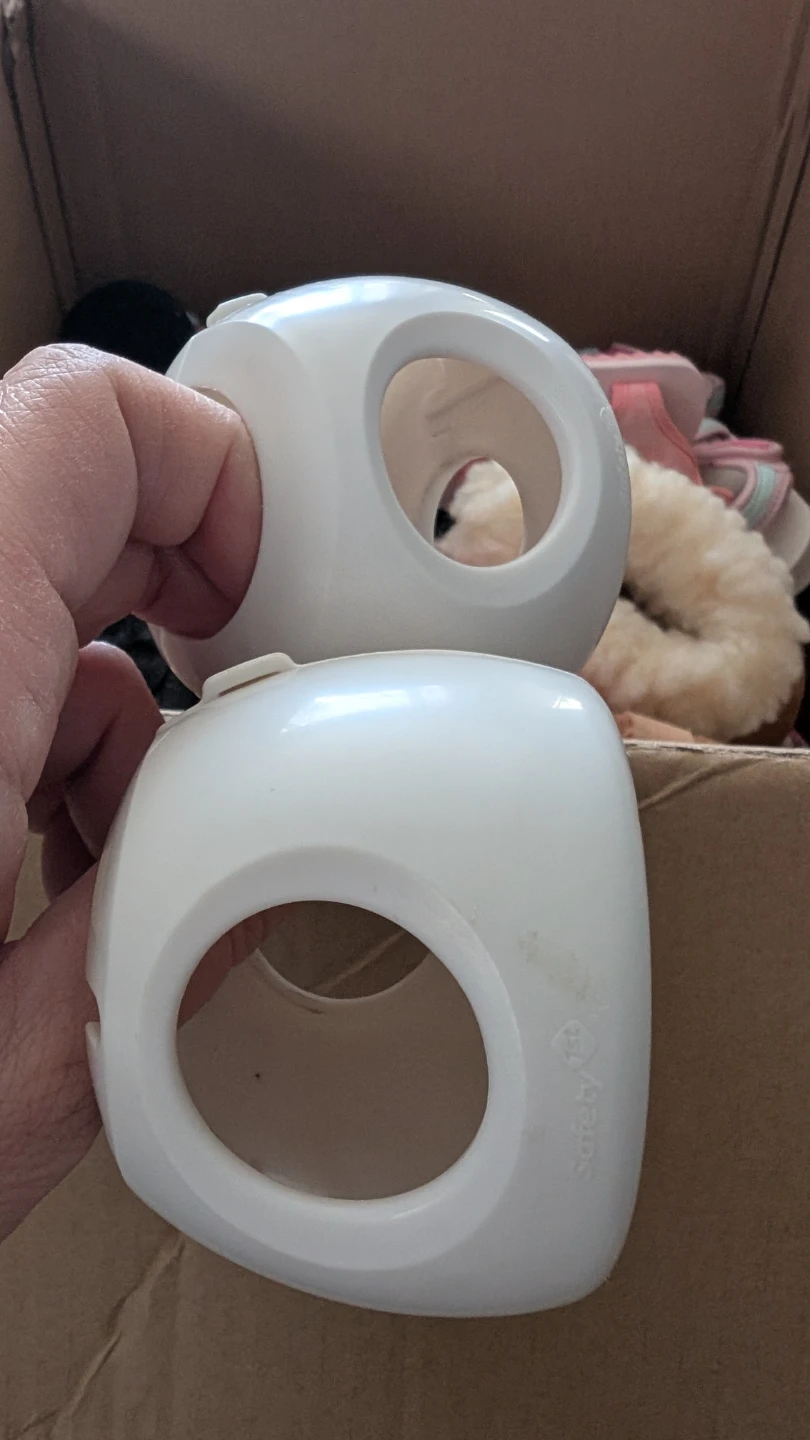 Safety 1st Grip 'n Twist Door Knob Covers - photo 2