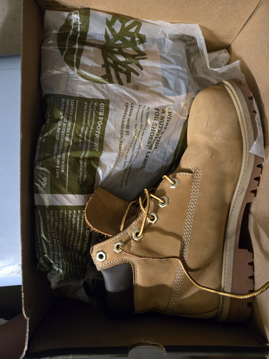 Timberland Premium 6 in Waterproof Boot Size 6.5 - photo 2