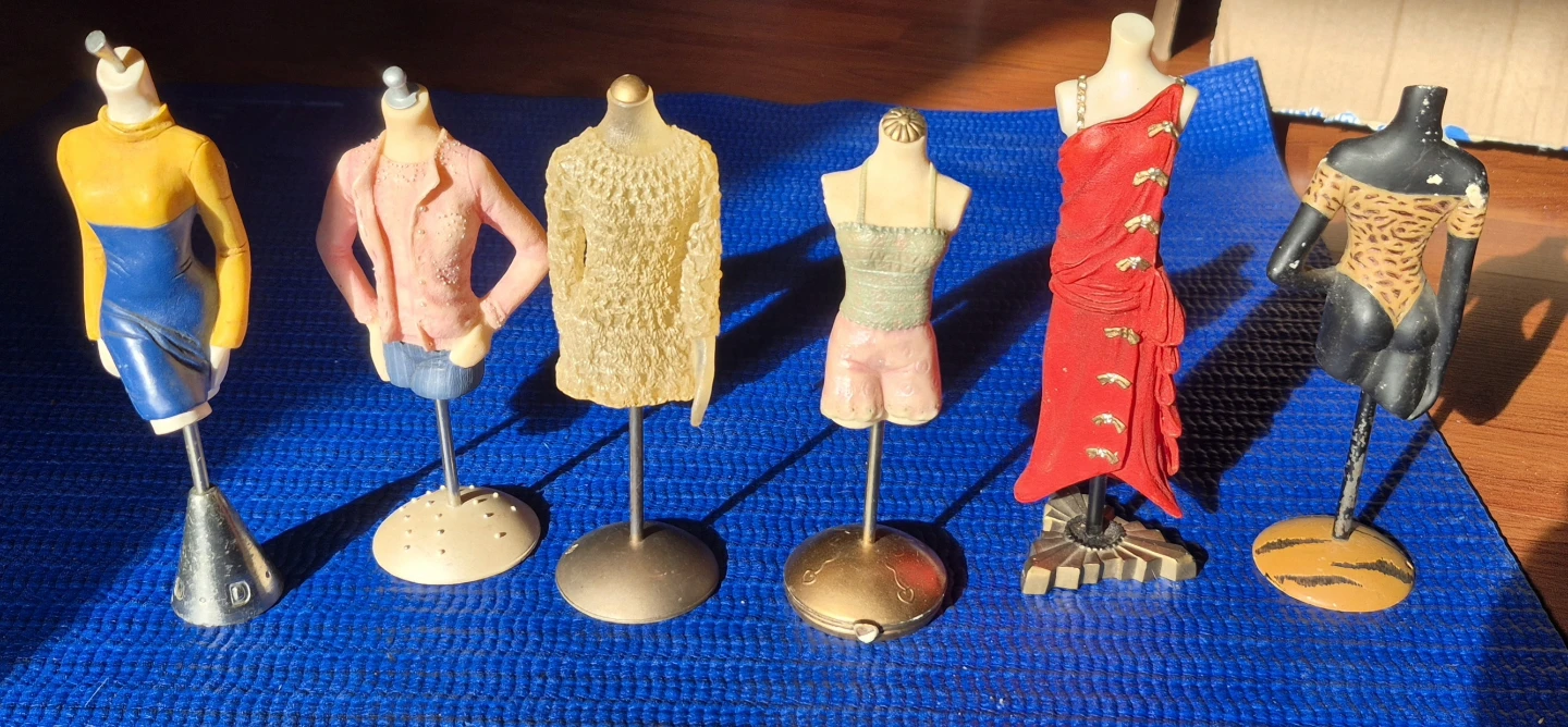 Latest Things Miniature Mannequin Set🥕