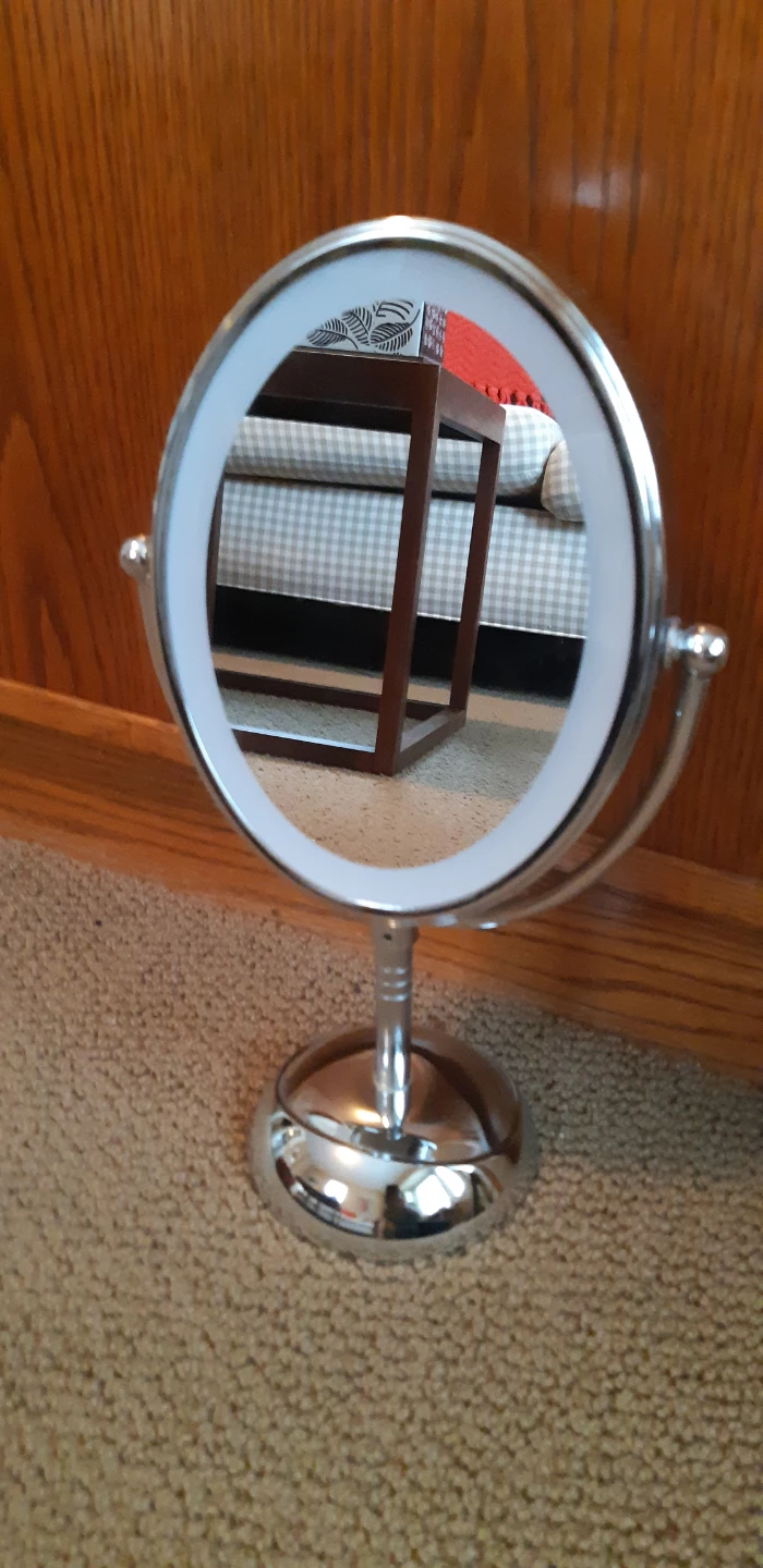 Illuminated Vanity Mirror