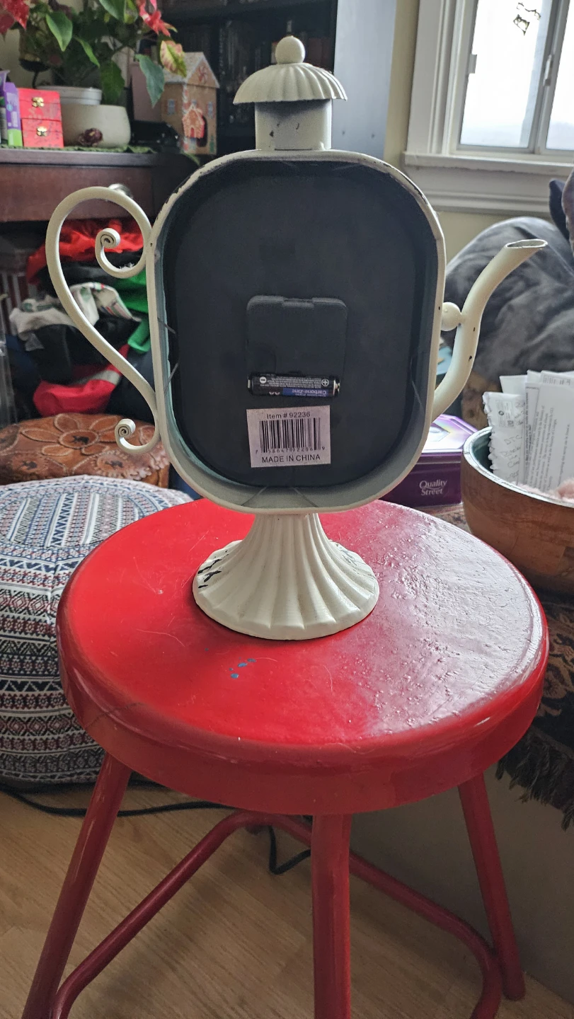 Teapot Shaped Decorative Clock - photo 2