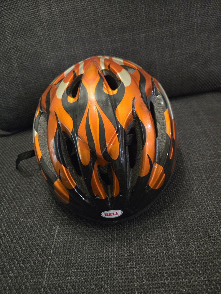 Bell Kids' Bike Helmet - photo 2