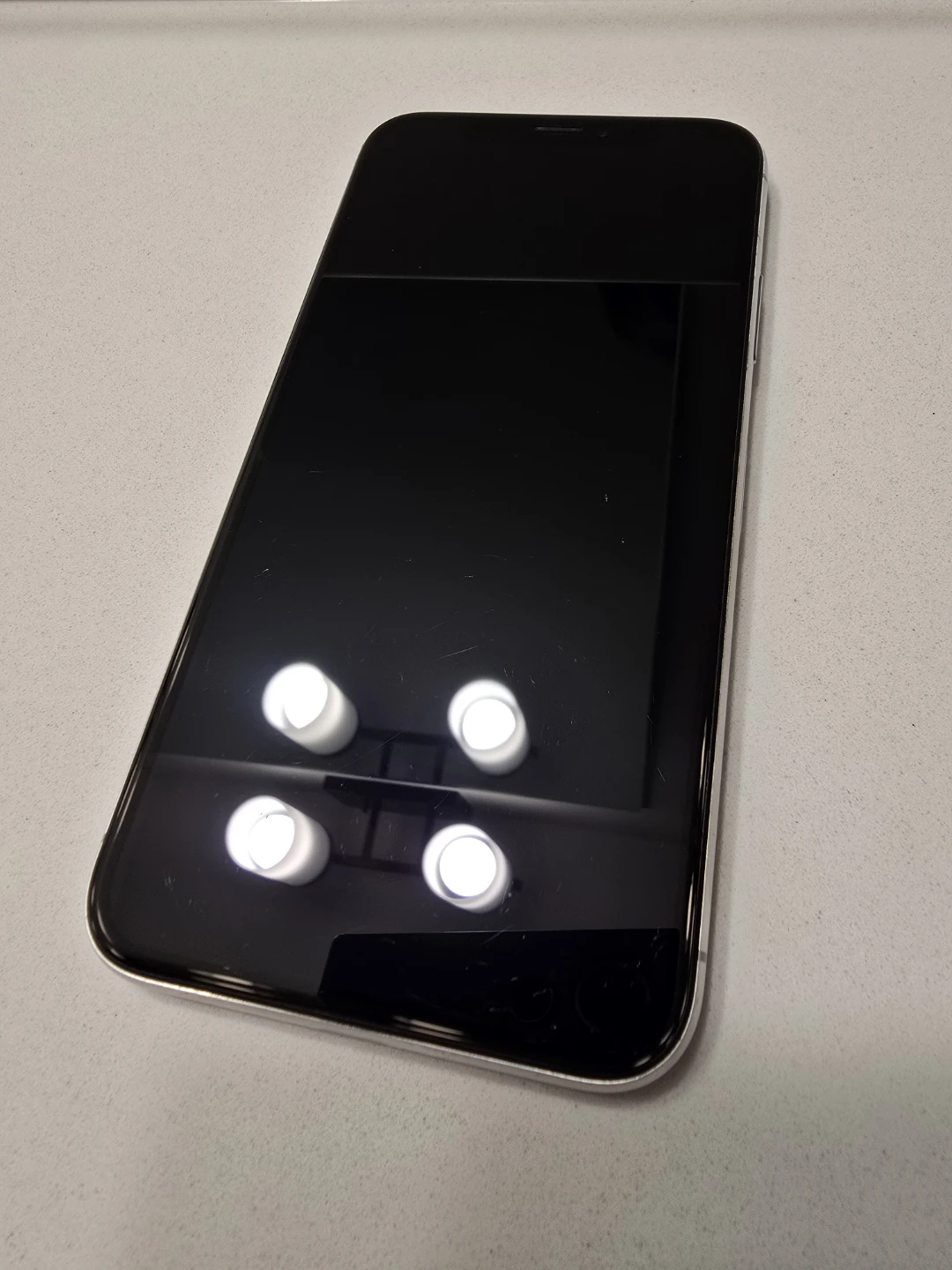 Apple iPhone X 256GB (Silver) - photo 2