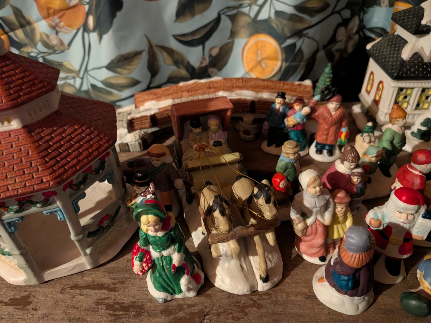 Holiday Collection des Fetes Village Pieces - photo 4