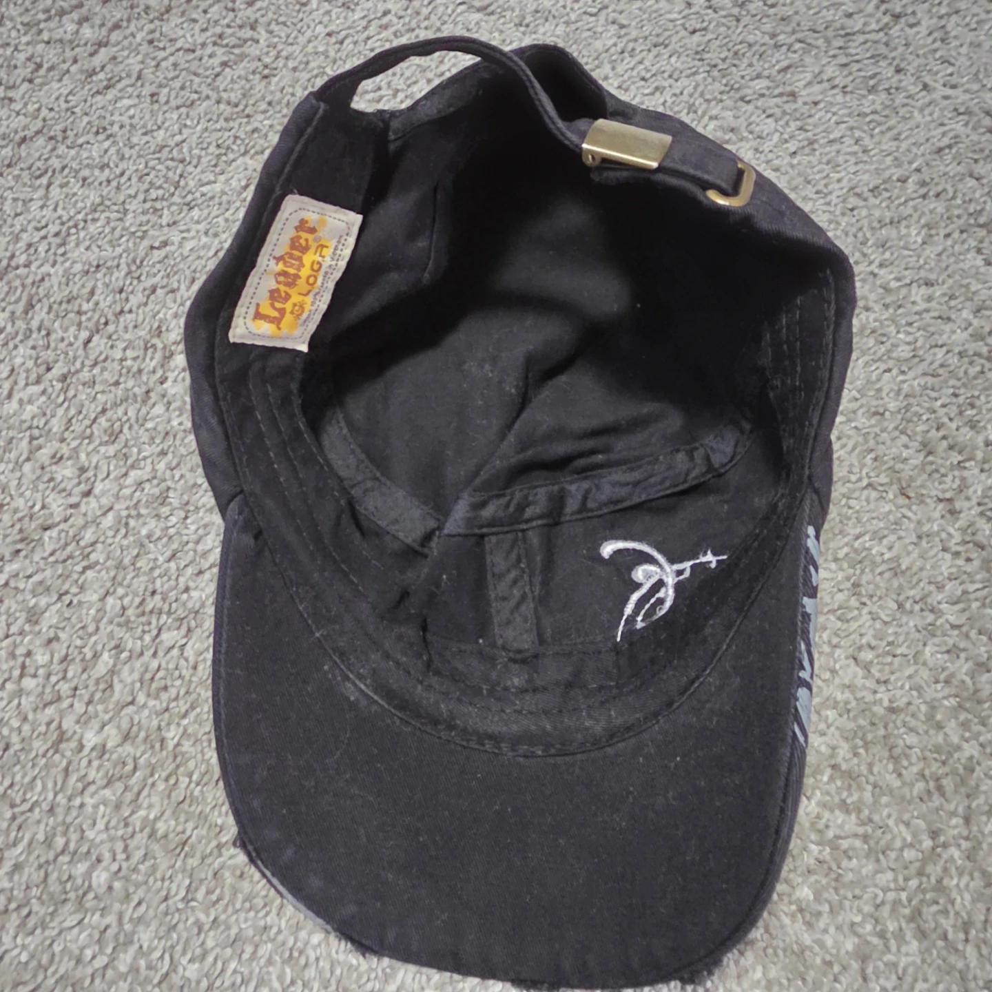 Leader Black Cap