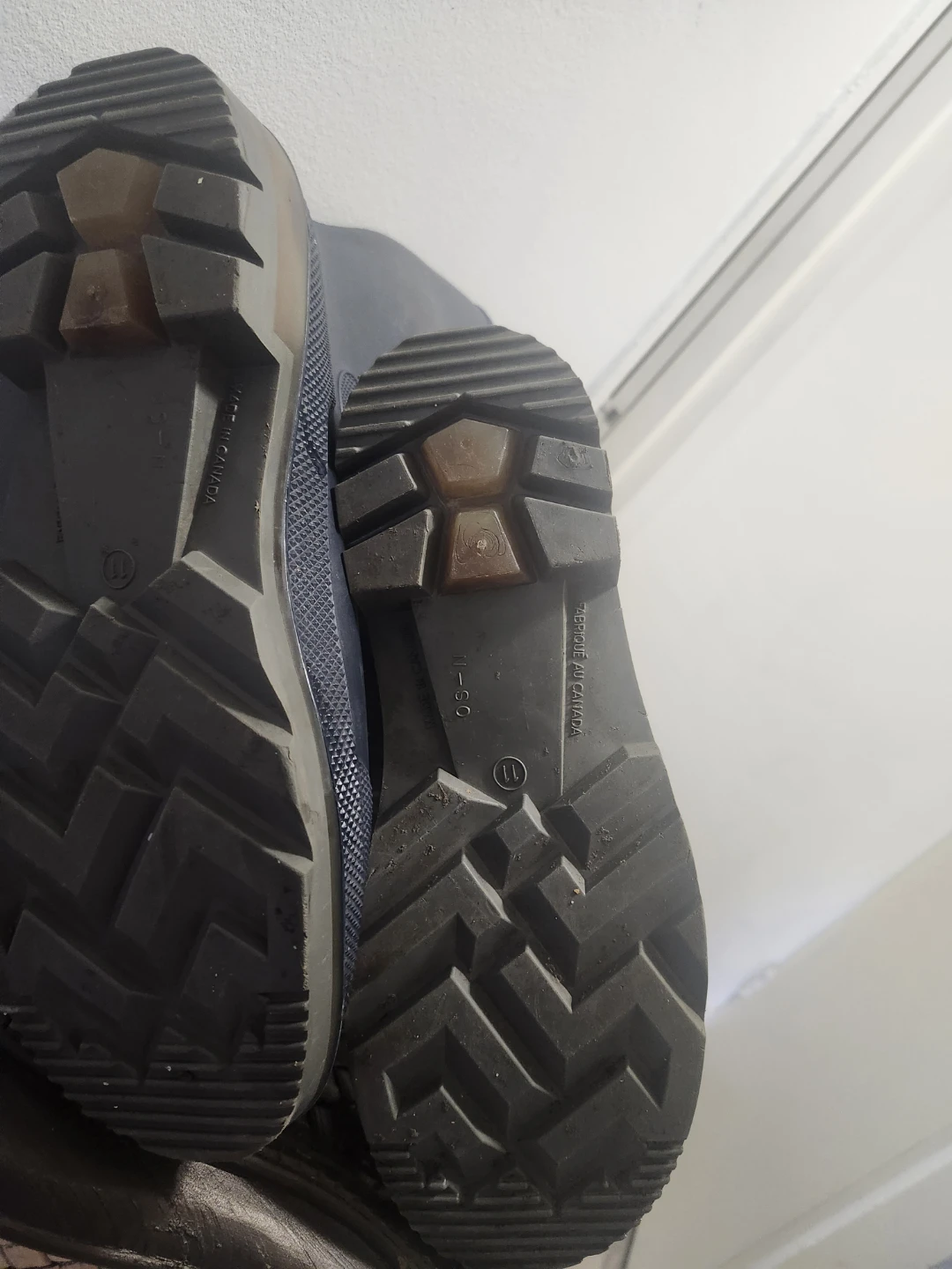 steel toed rubber Work Boots - photo 3