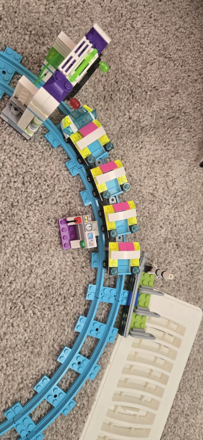 LEGO Friends Amusement Park Rides - photo 5