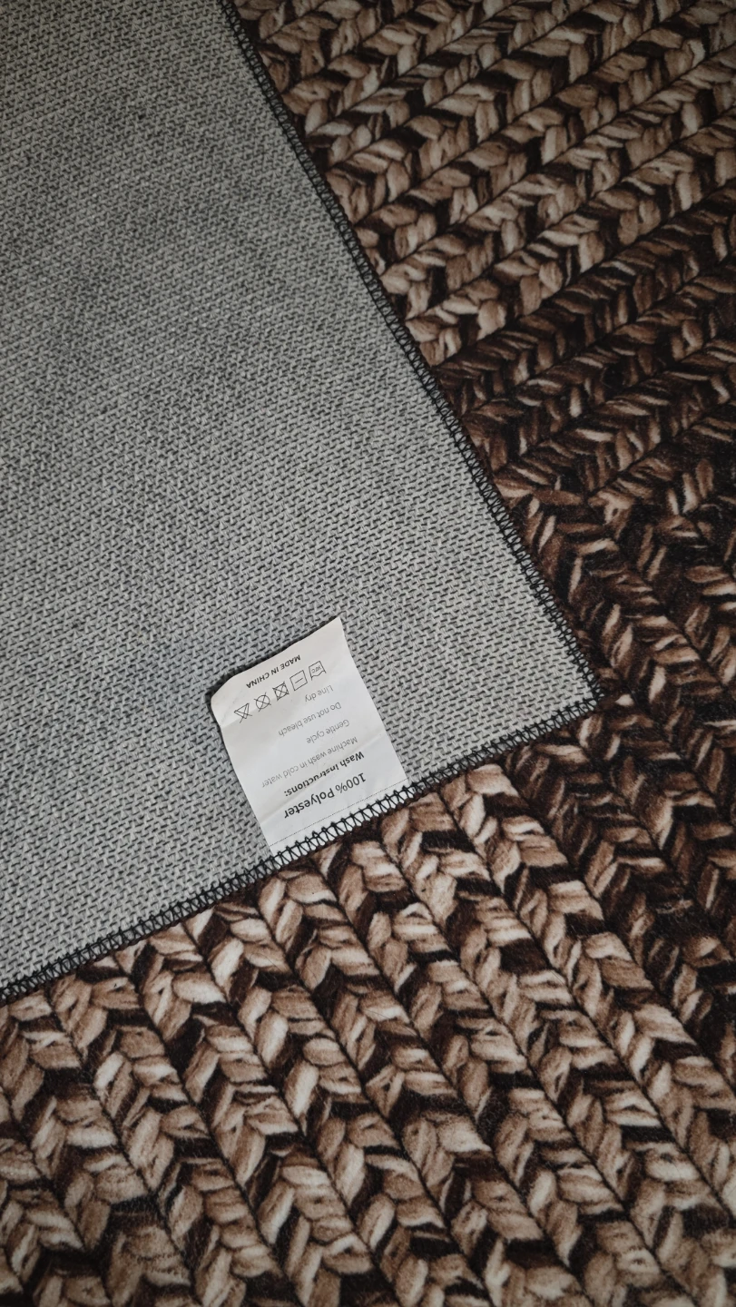 Braided Rug - 100% Polyester. Very lightweight - photo 5