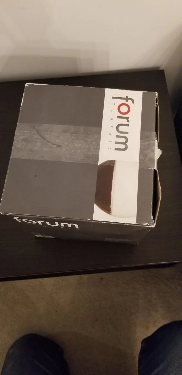 Forum Classic 4 Ballon Wine Glasses - New in Box - photo 4