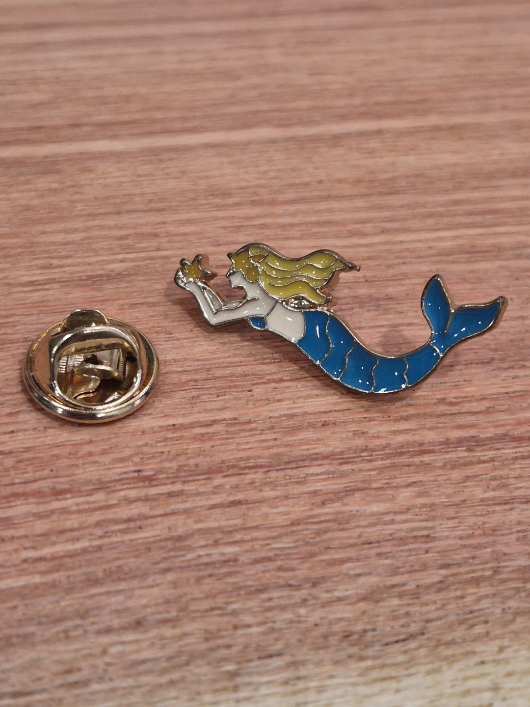 So Cute Mermaid Hat Lapel Pin Brand New without Tags