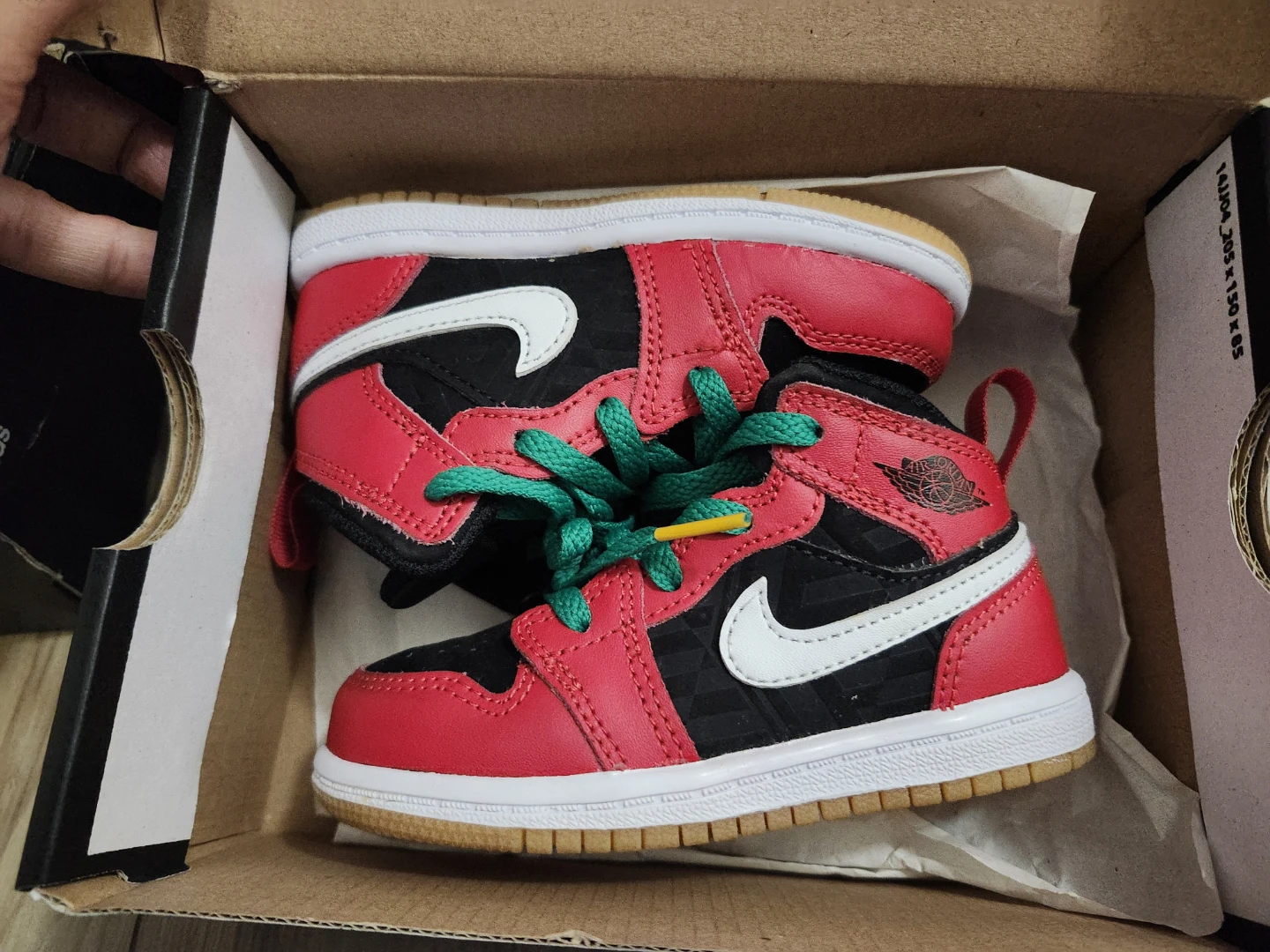 Jordan 1 Mid Toddler Shoes - Size 6 - photo 2