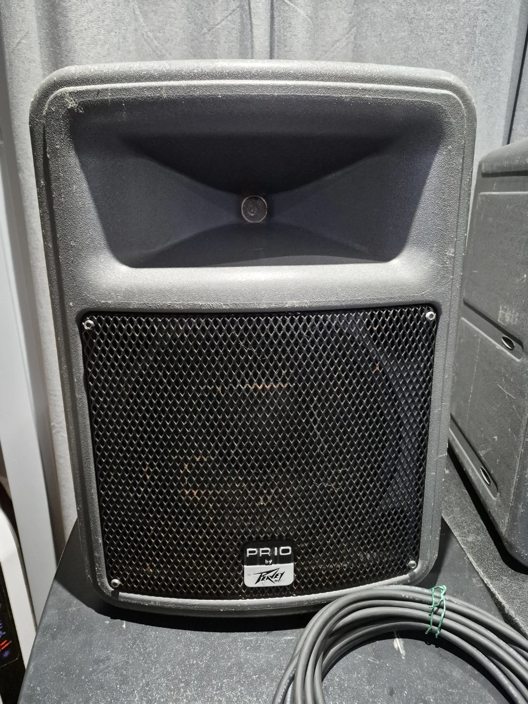 PAIR OF PEAVY PR 10 PASSIVE SPEAKERS 400 WATTS - photo 2