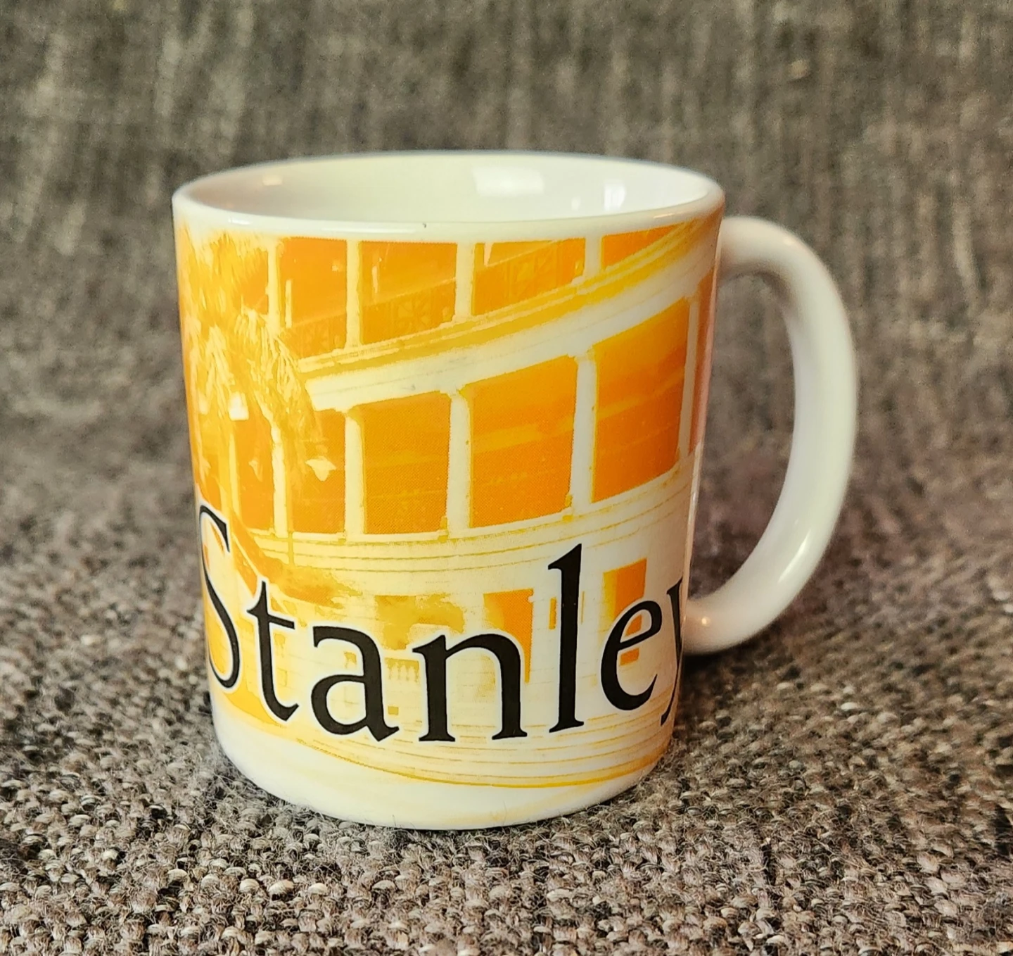 Starbucks Espresso Hong Kong City Mug