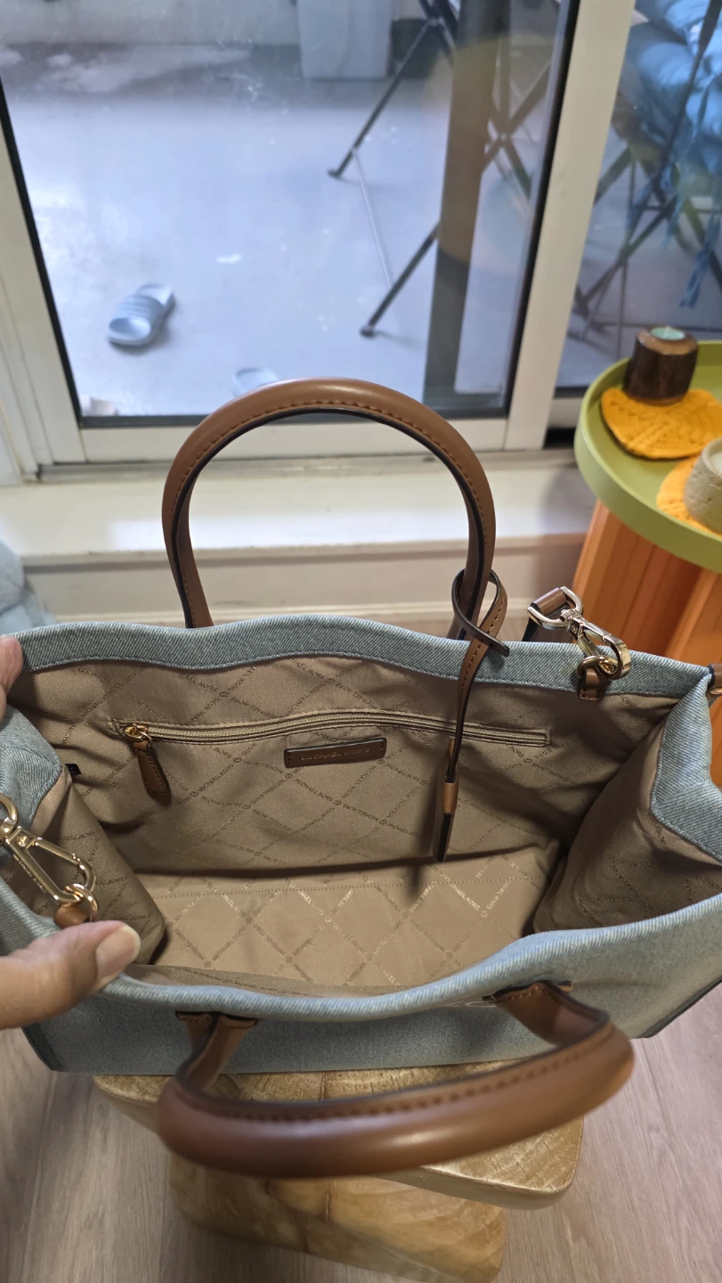 Michael Kors Mirella Denim Tote Bag - photo 5