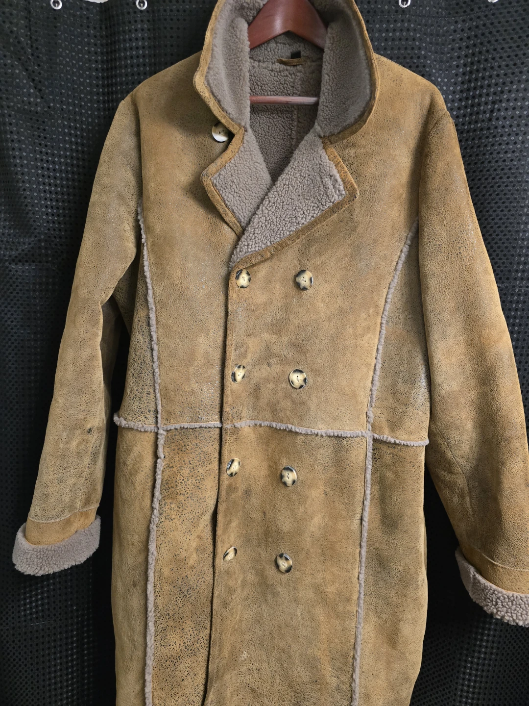 Overland Shearling Coat Size 46 - photo 5