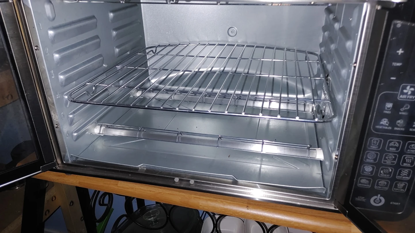 Gourmia Digital Air Fryer Oven - photo 2