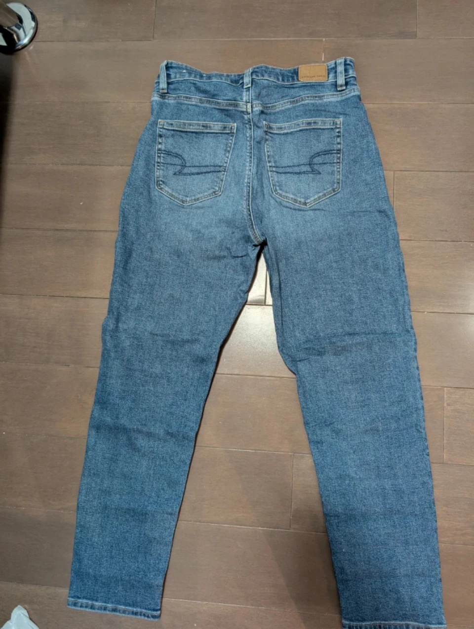 American Eagle Mom Jeans - Size 6 - photo 2