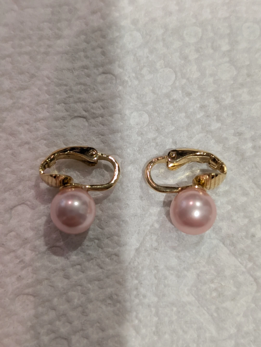 Vintage Trifari Pink Pearl Clip-on Earrings