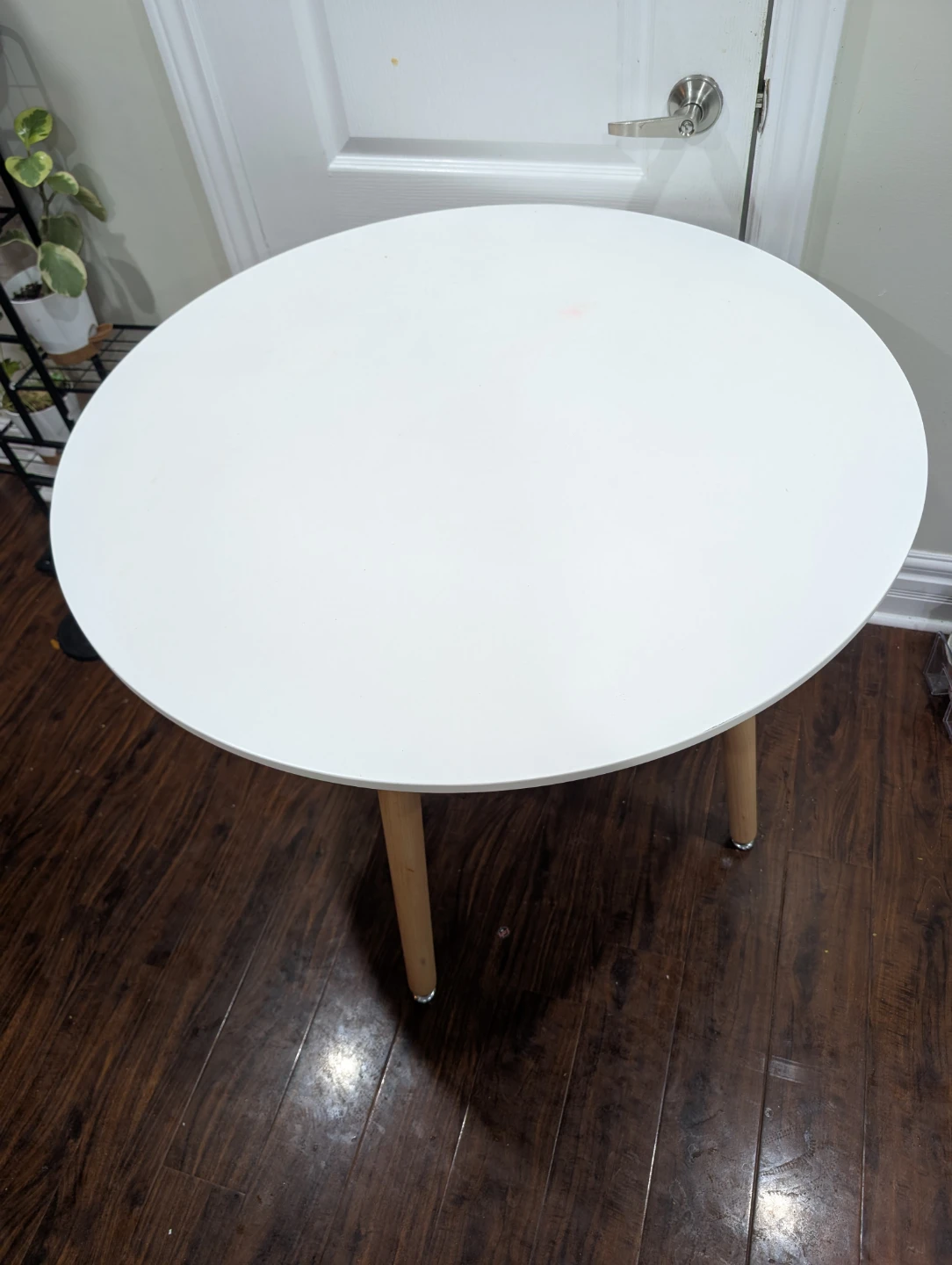White Round Accent Table