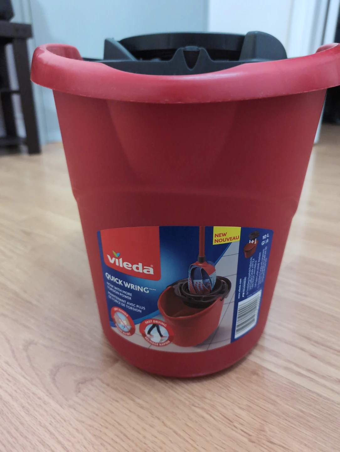 Vileda Quick Wringing Mop Bucket 10L Red