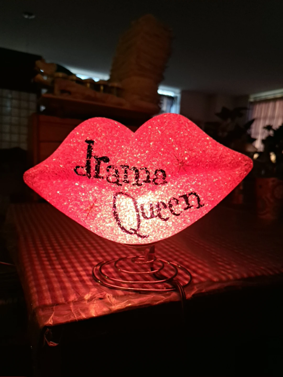 Pink "Drama Queen" Lip-shaped table Lamp - photo 4
