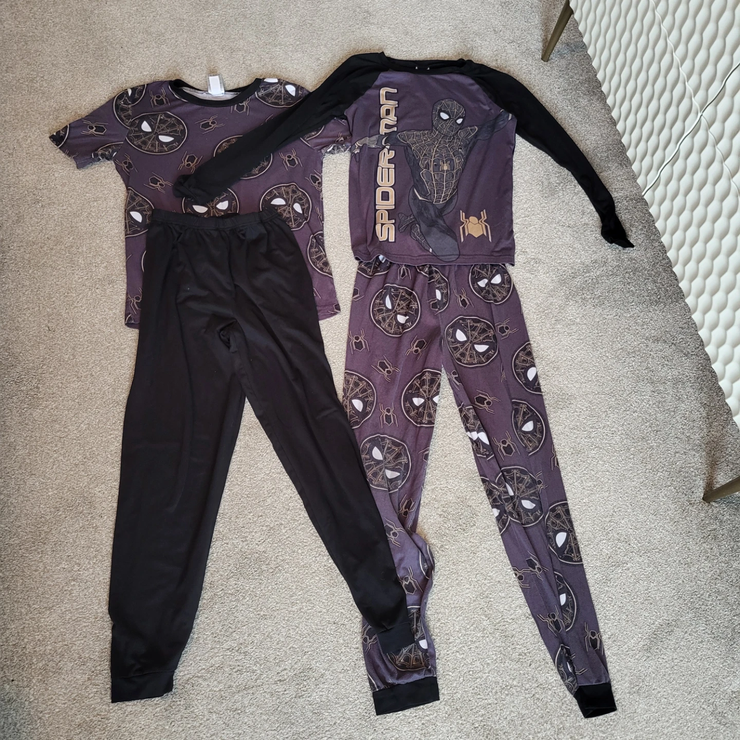 Boys Spider-Man Pajama Set: size 12