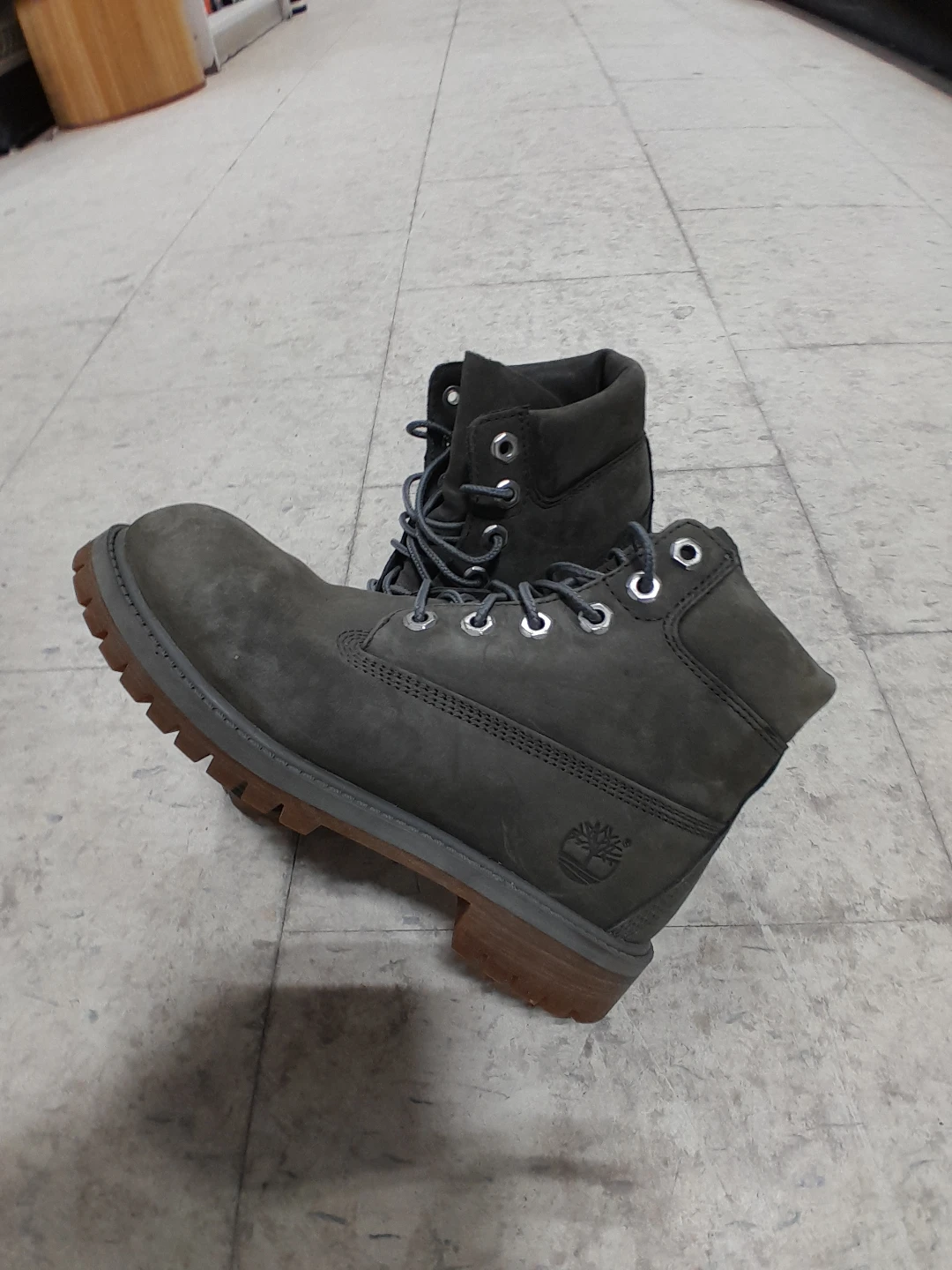 Timberland Grey Suede Lace-Up Boots Size 4 or 22CM - photo 5