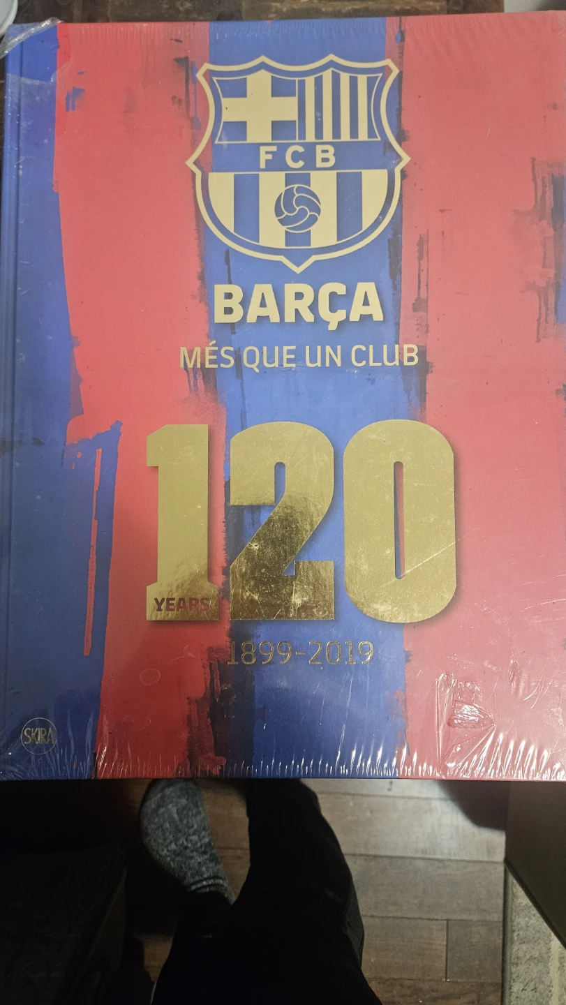 FC Barcelona: 120 Years Book
