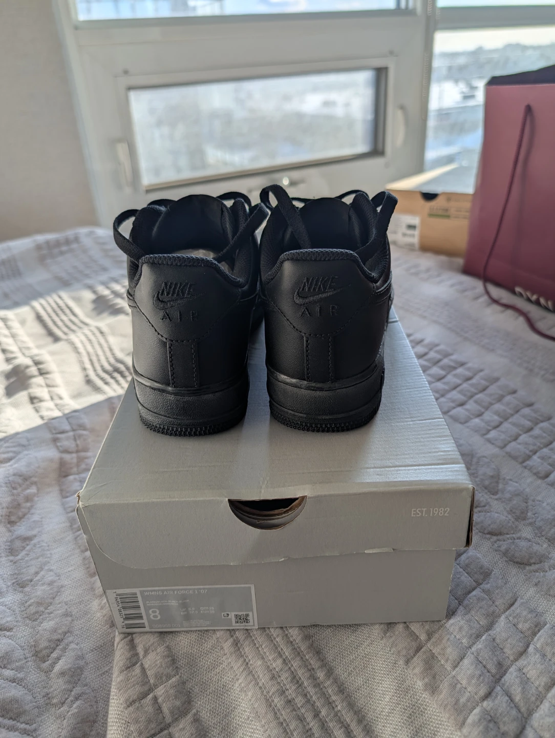 Women's black air forces - brand new - photo 3