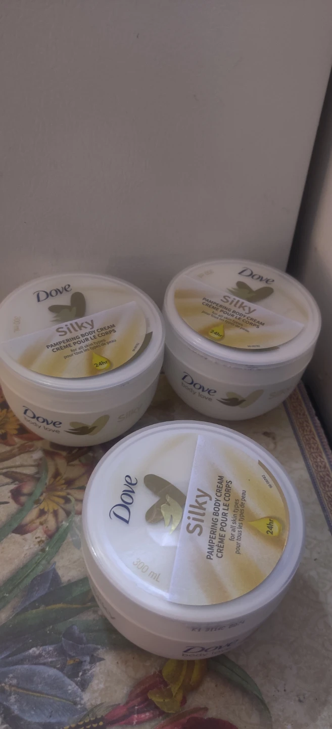 Dove Silky Pampering Body Cream 300ml x3