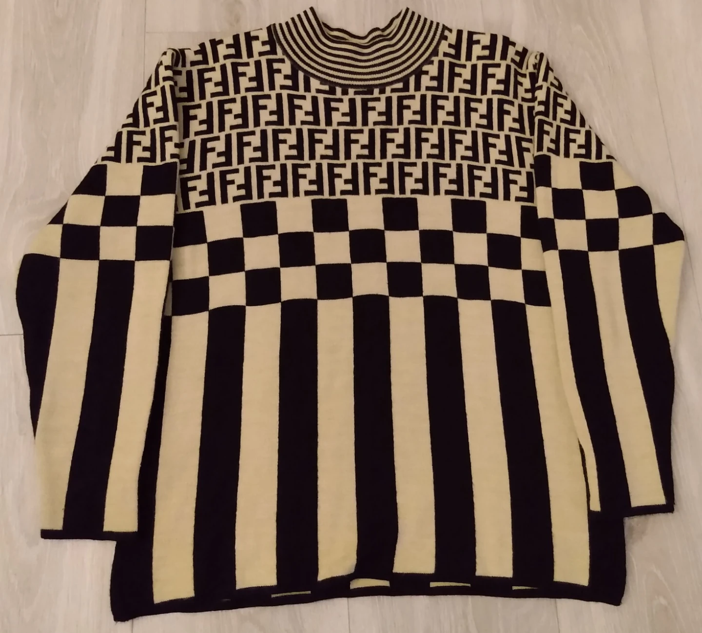 Vintage Fendi Wool Sweater - photo 5