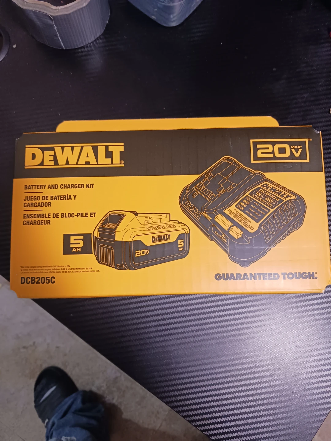 DeWalt 20V Battery and Charger Kit - New in Box!
