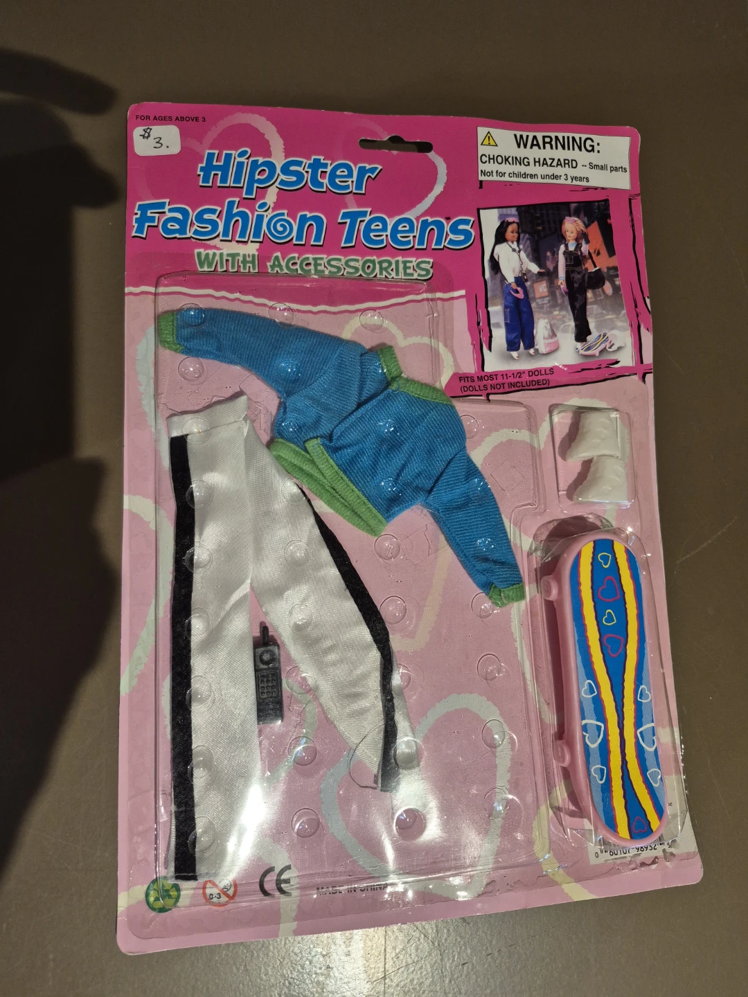 Vintage Barbie & Ken Doll Fashion Sets - photo 3