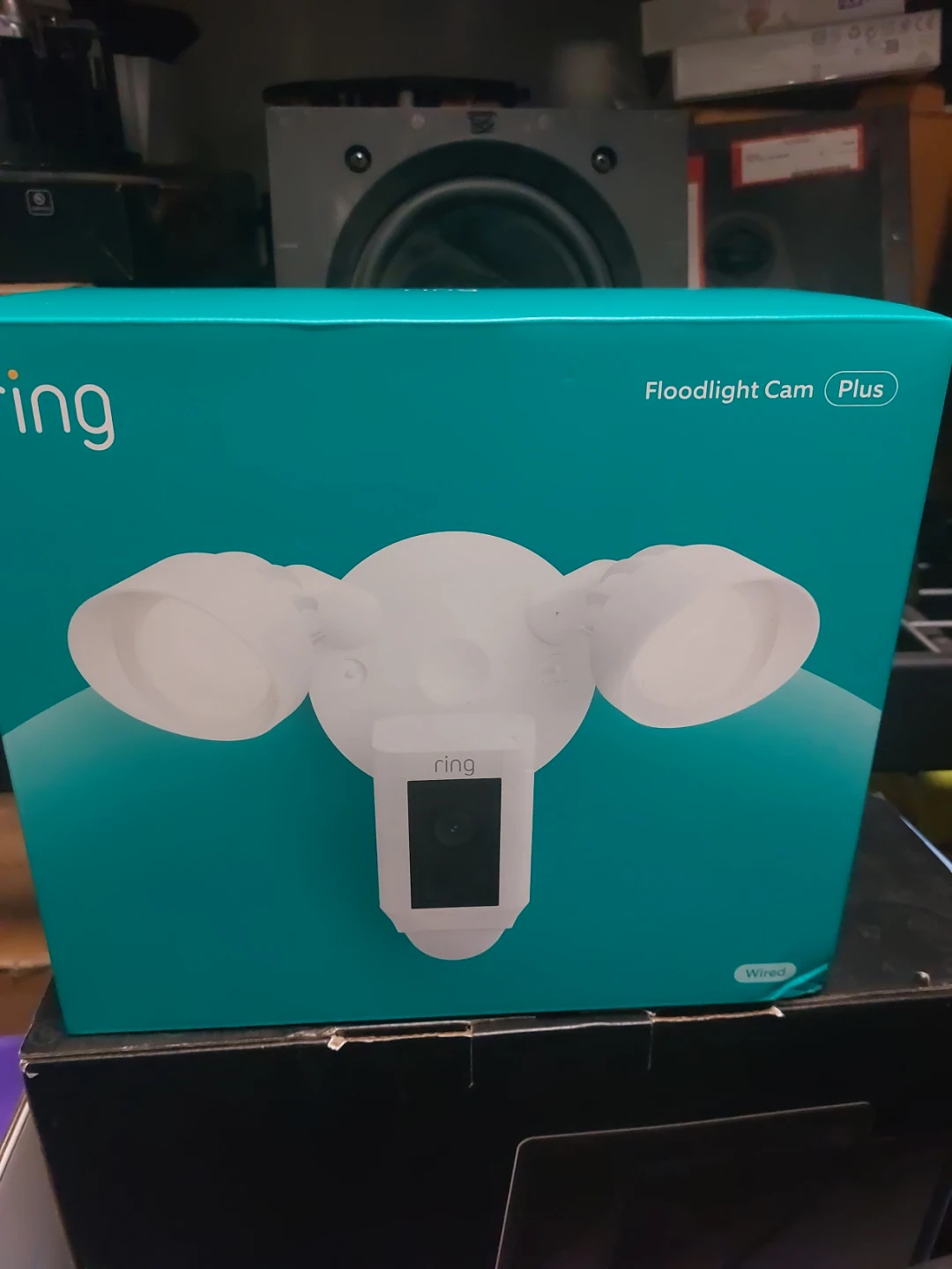 Ring Floodlight Cam Wired Plus - Outdoor Security