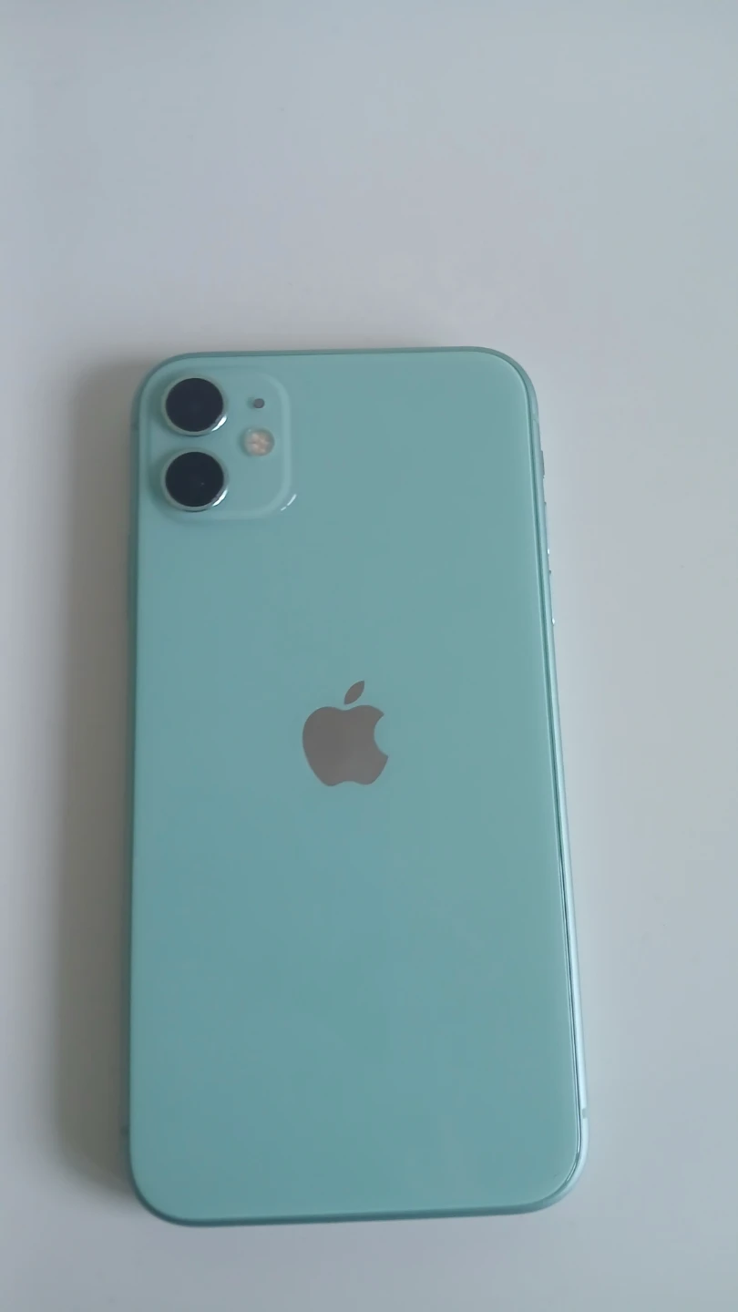 Apple iPhone 11 - Green