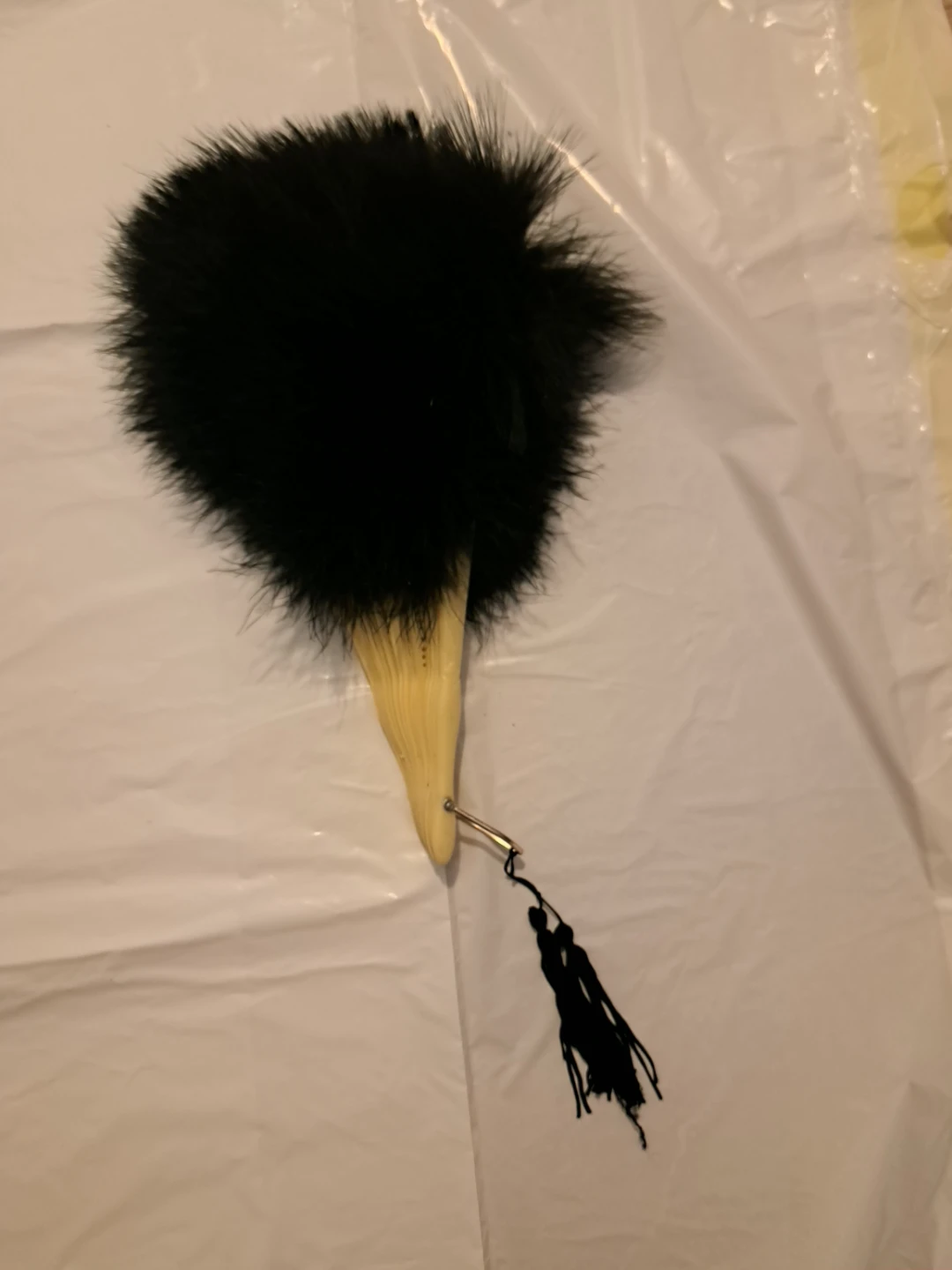 Black Thick Feather Hand Fan - photo 2