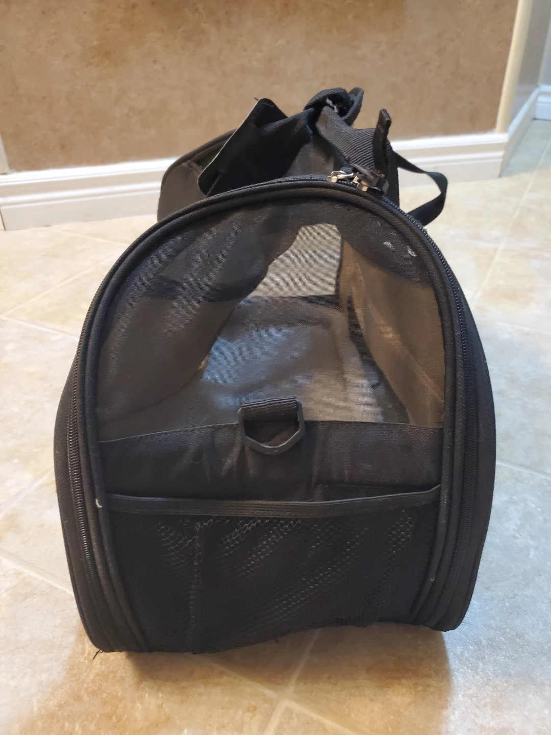Black Cat Carrier: Soft sided secure zippers - photo 4