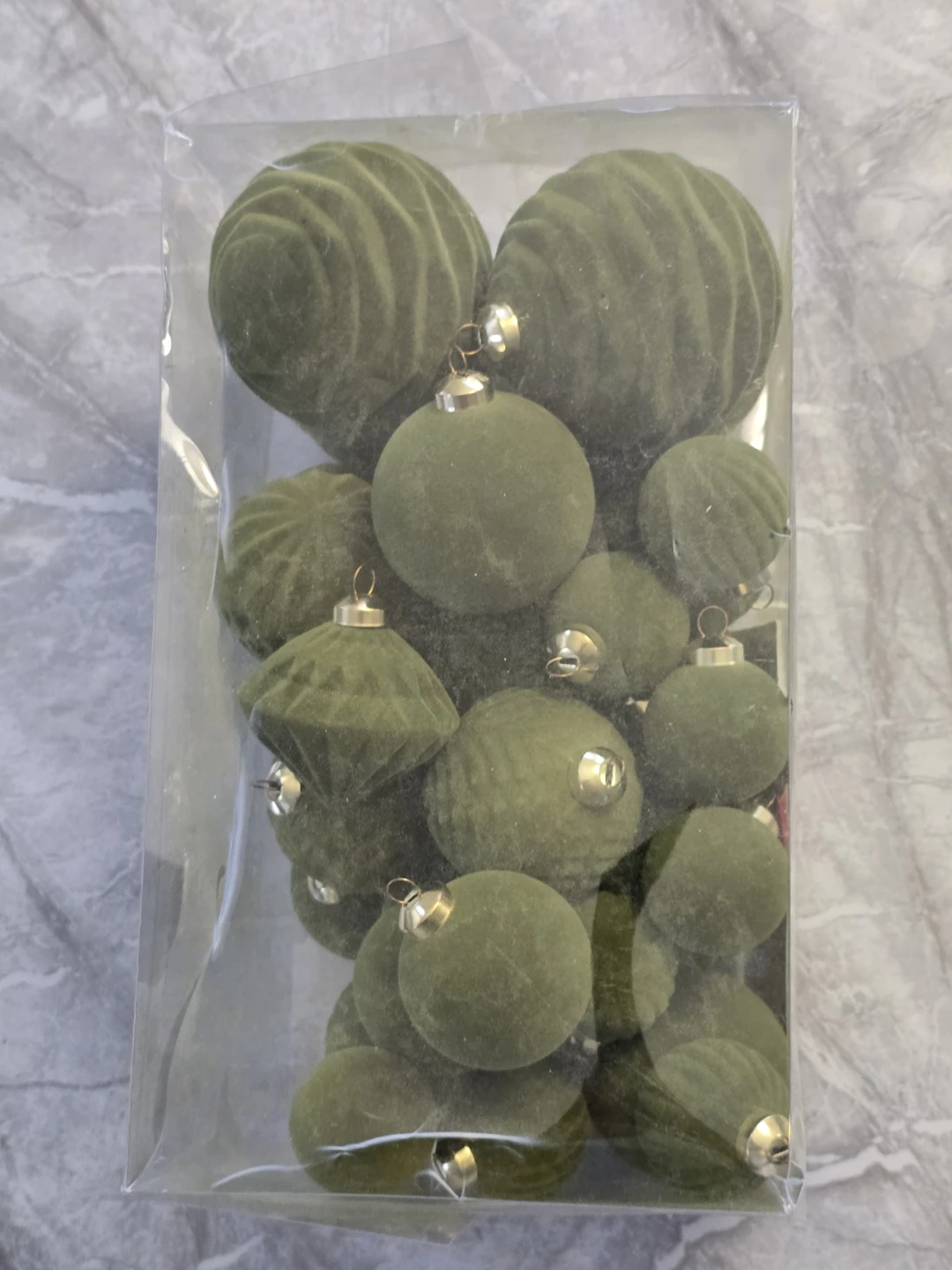 New 40pcs Velvet Corded Balling Décor (Green) - photo 3
