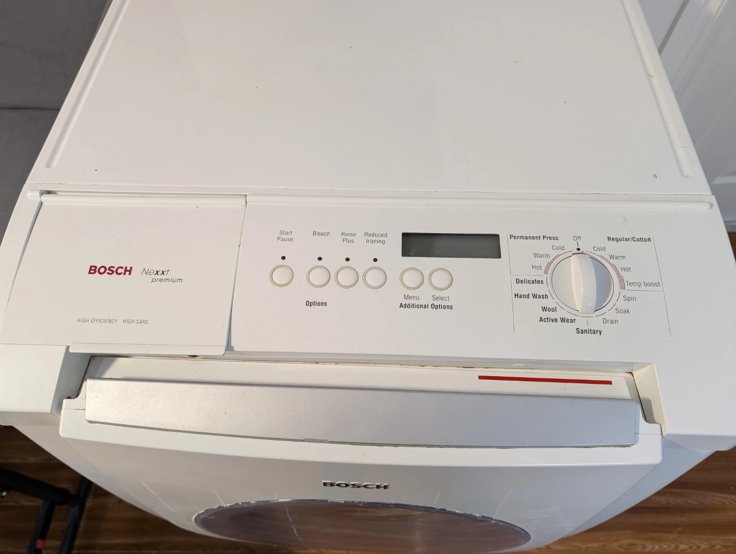 Bosch Laundry Washer - photo 2
