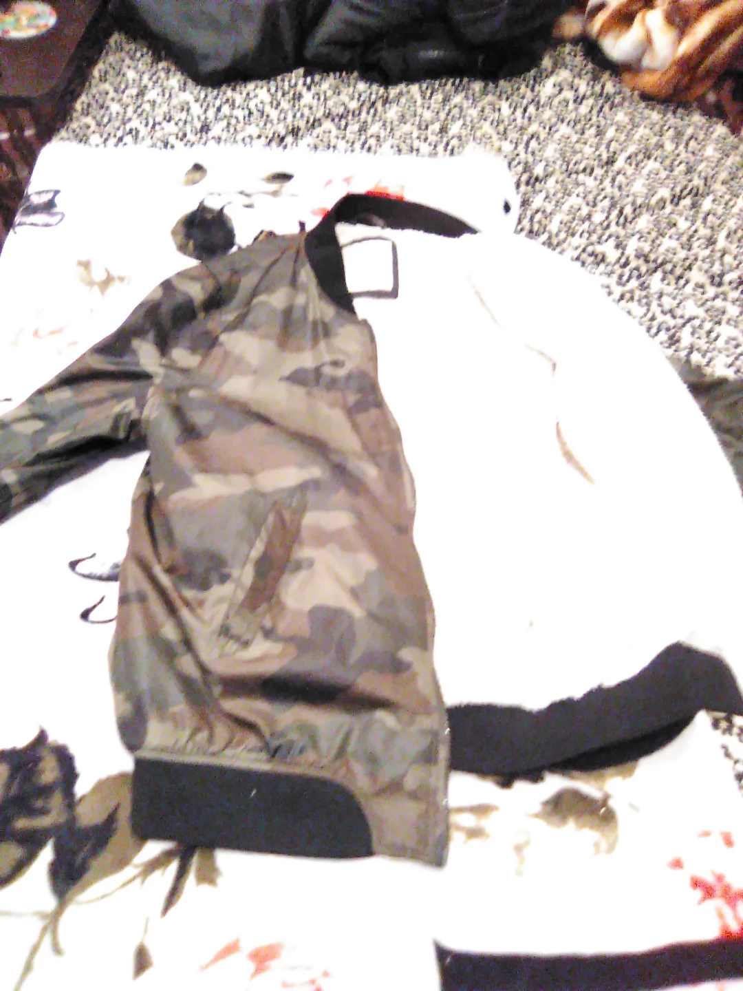 Ci Sono Camo Bomber Jacket - Size L - photo 3