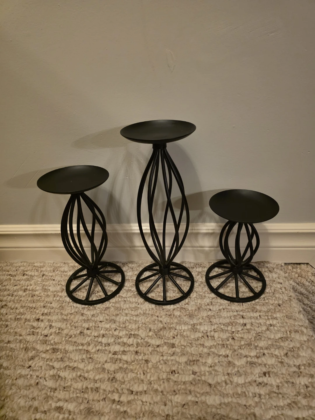 Set of 3 Black Metal Candle Holders - photo 2