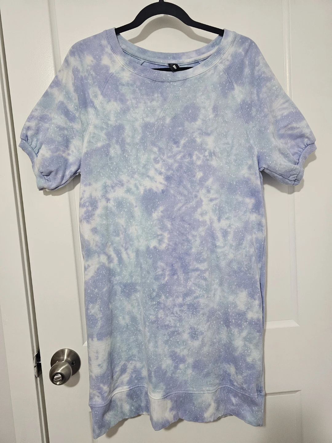 DESIGN LAB Tie-Dye Sweatshirt Dress